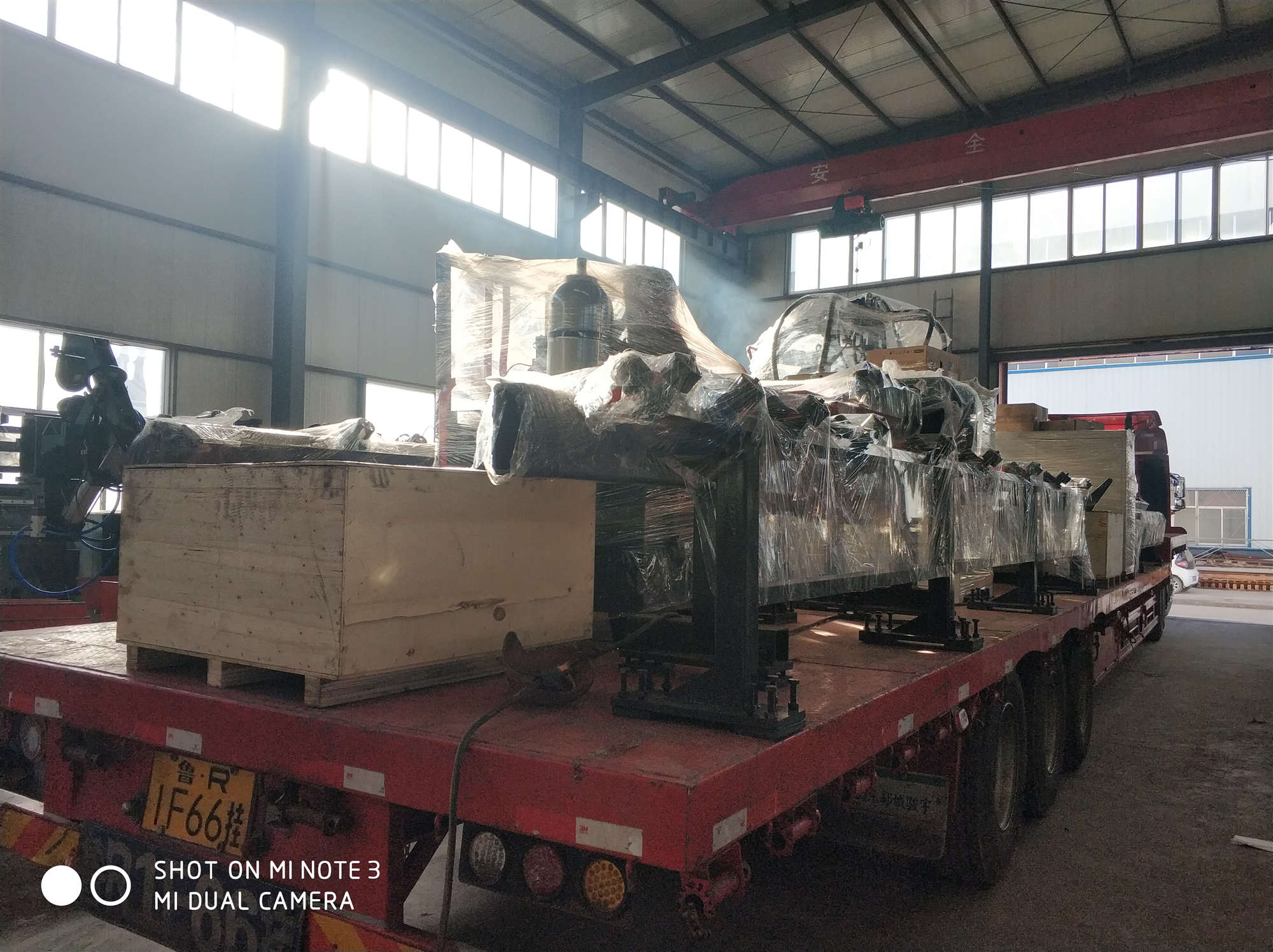 Jinan Guangxian JNC1412 and JNC0605 CNC angle steel production lines are simultaneously shipped today